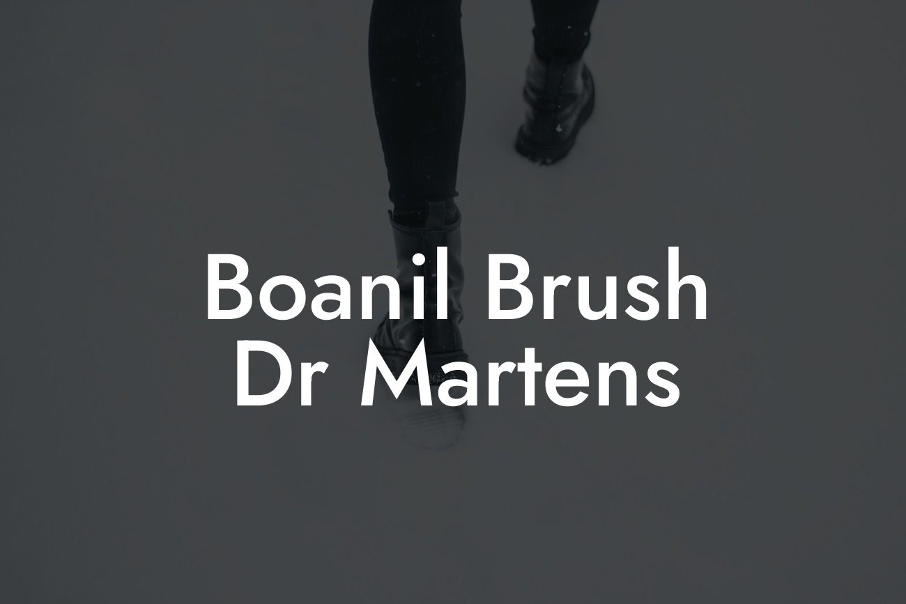 Boanil Brush Dr Martens