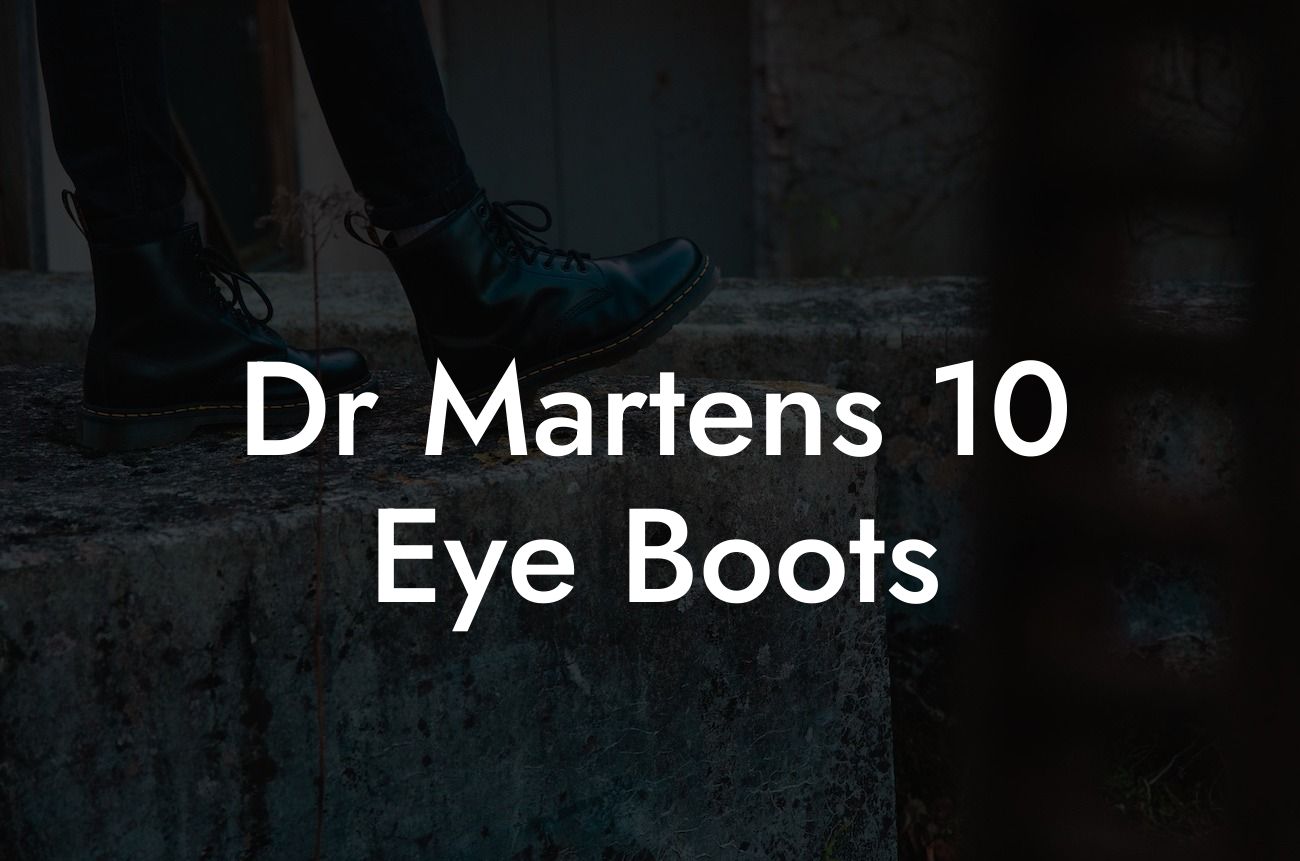 Dr Martens 10 Eye Boots