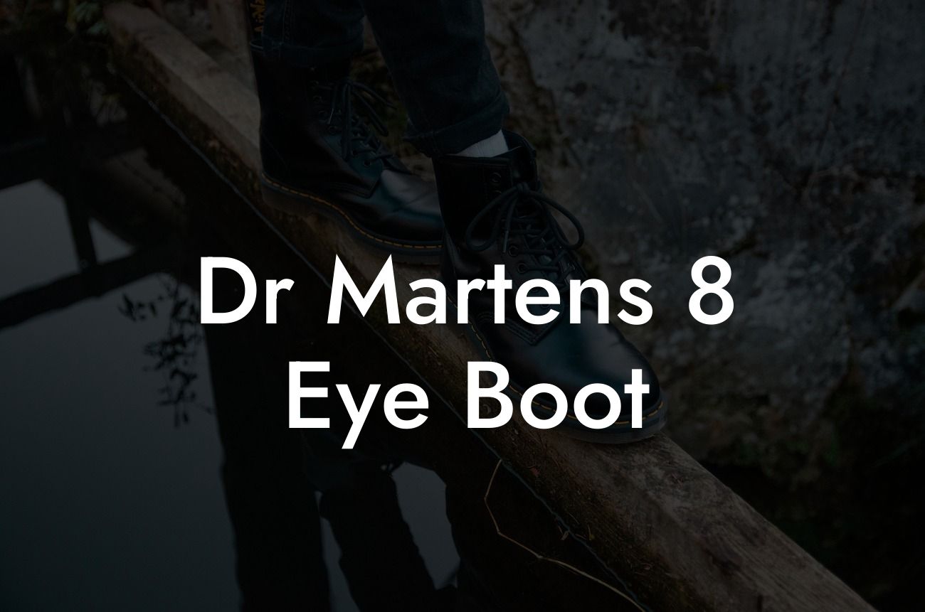 Dr Martens 8 Eye Boot