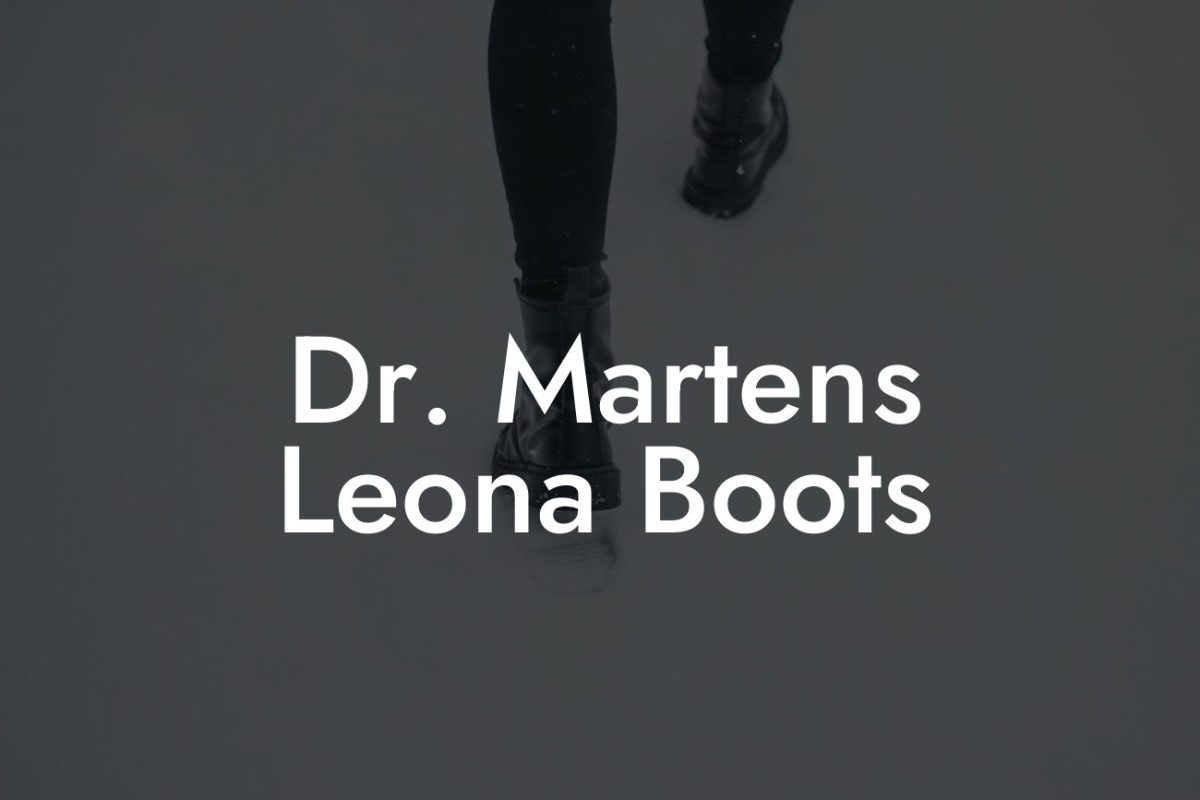 Dr. Martens Leona Boots