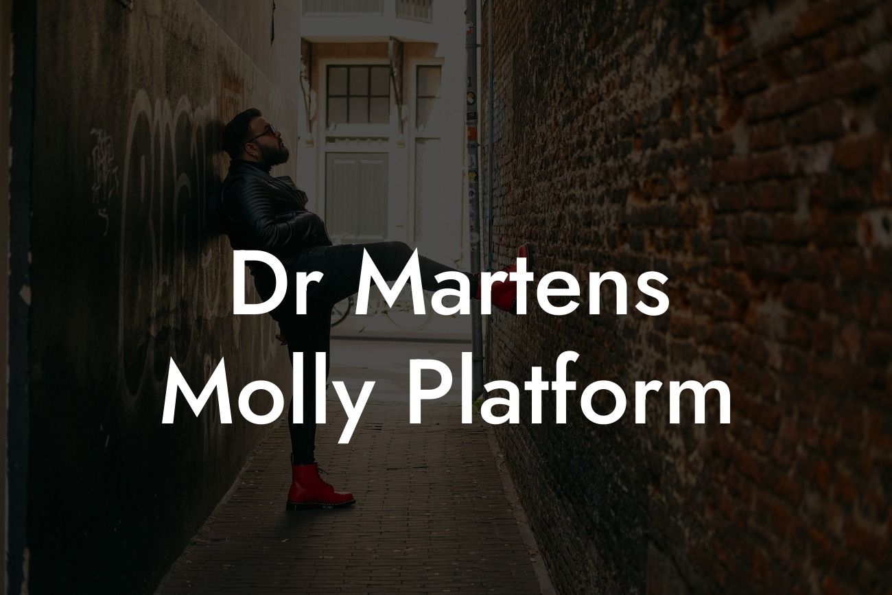 Dr Martens Molly Platform