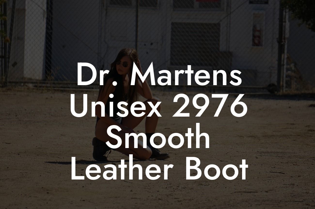 Dr. Martens Unisex 2976 Smooth Leather Boot